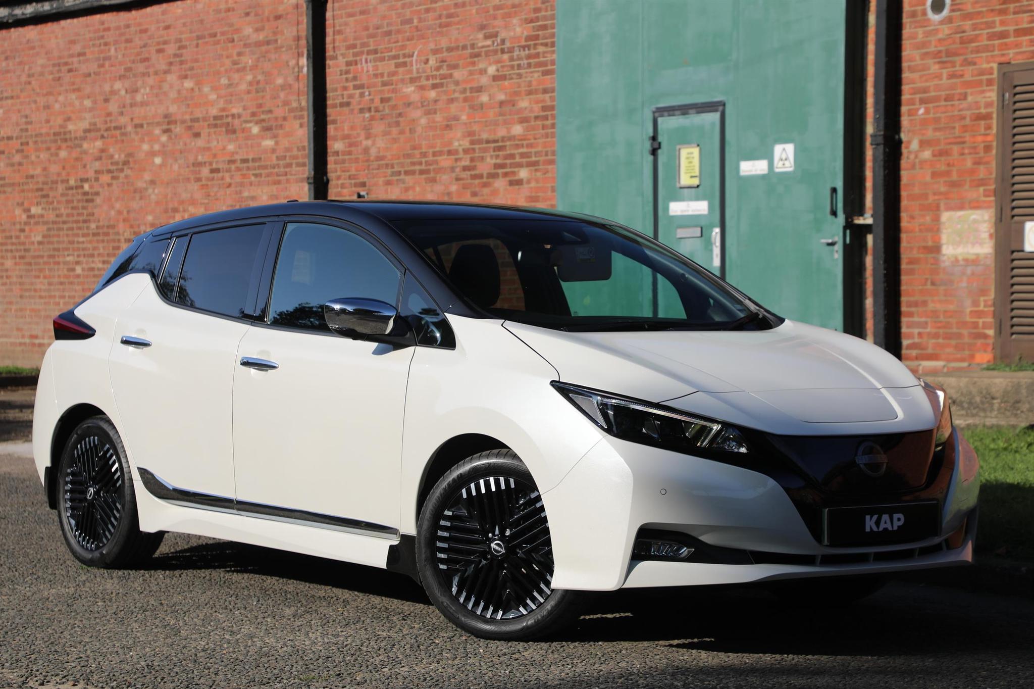Image of NISSAN LEAF